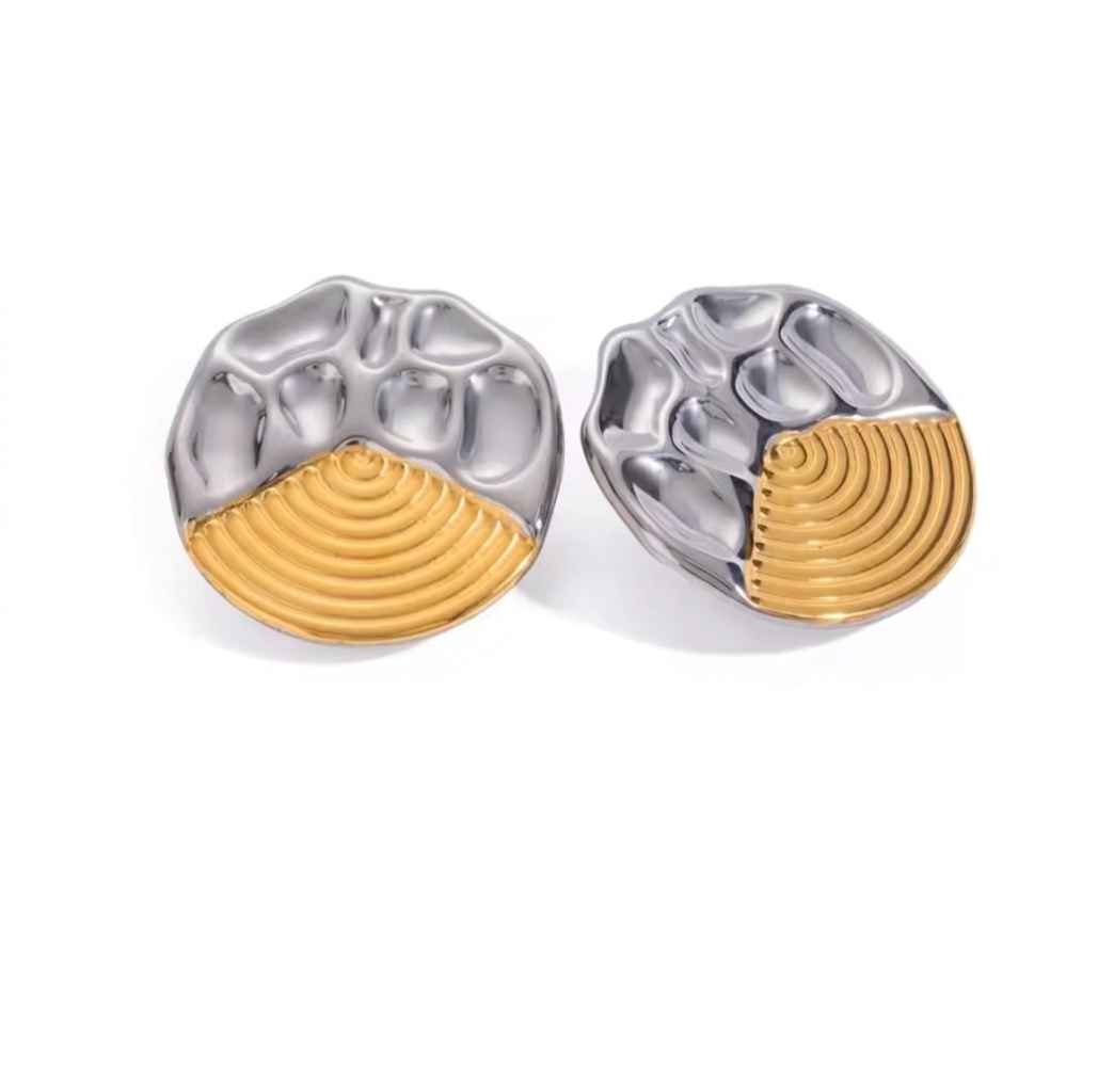 Eclipse Fusion | Two-Tone Hammered Statement Studs Clip Earrings
