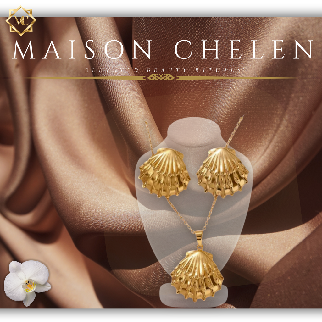 Gold Seashell Stud Earrings & Necklace Set